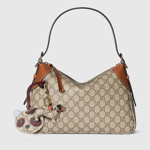 GUCCI GG EMBLEM MEDIUM SHOULDER BAG