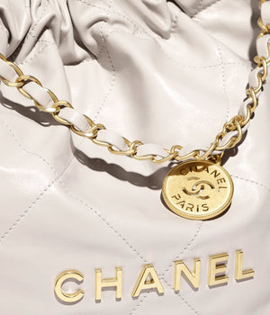 CHANEL 22 SMALL HANDBAG