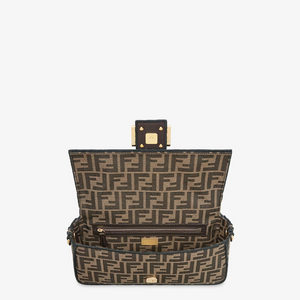 FENDI Baguette Handbag