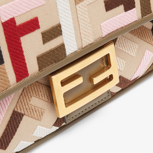 FENDI Baguette Bag