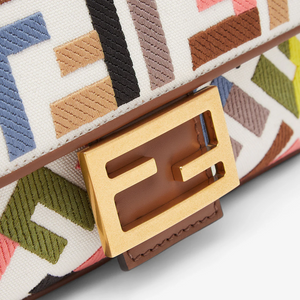 FENDI Baguette Bag