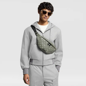 LV Men's Discovery Bumbag