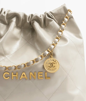 CHANEL 22 SMALL HANDBAG